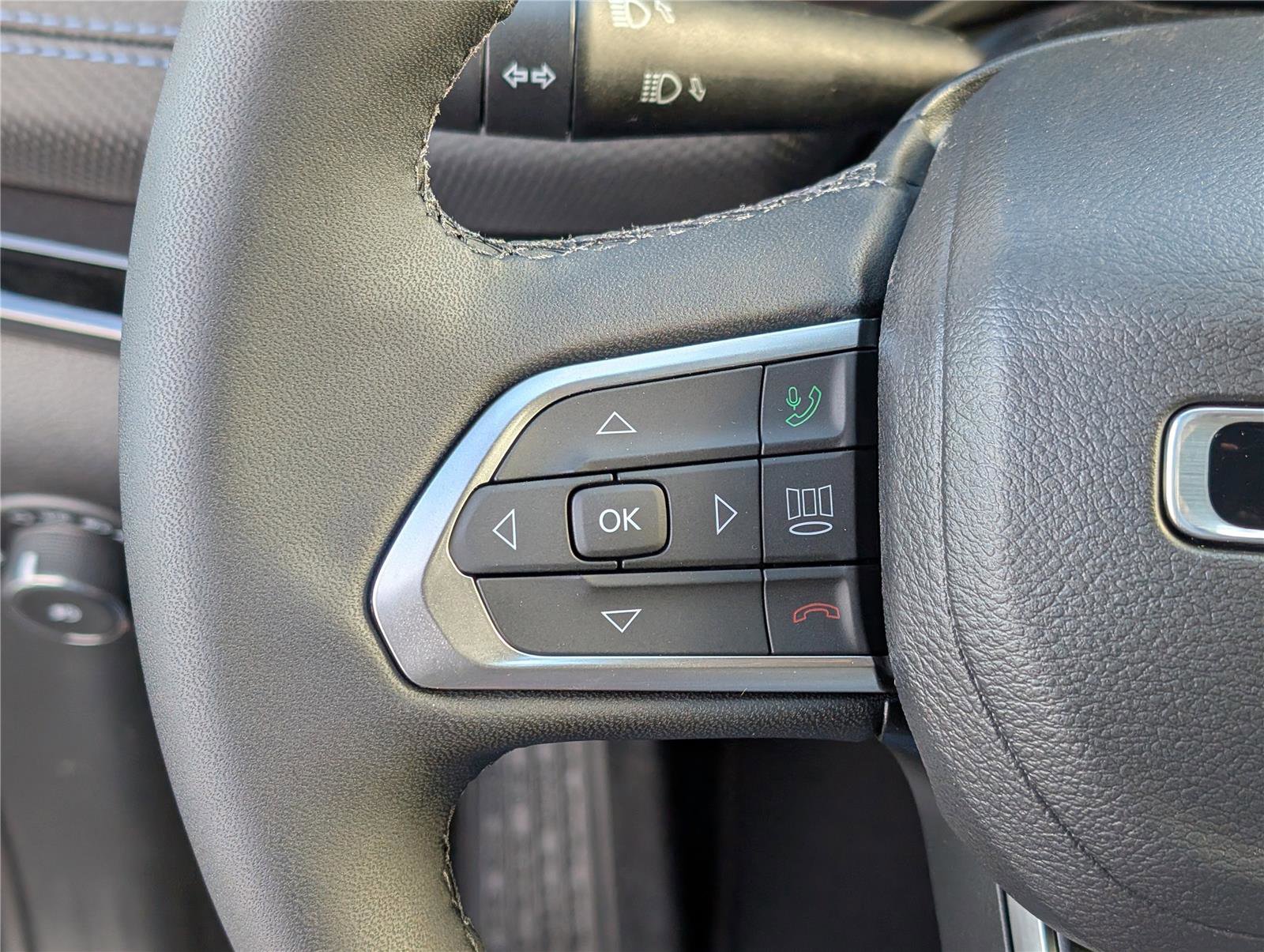 New 2026 Jeep Compass Limited w/ Sun, Sound & Navigation Group image 18