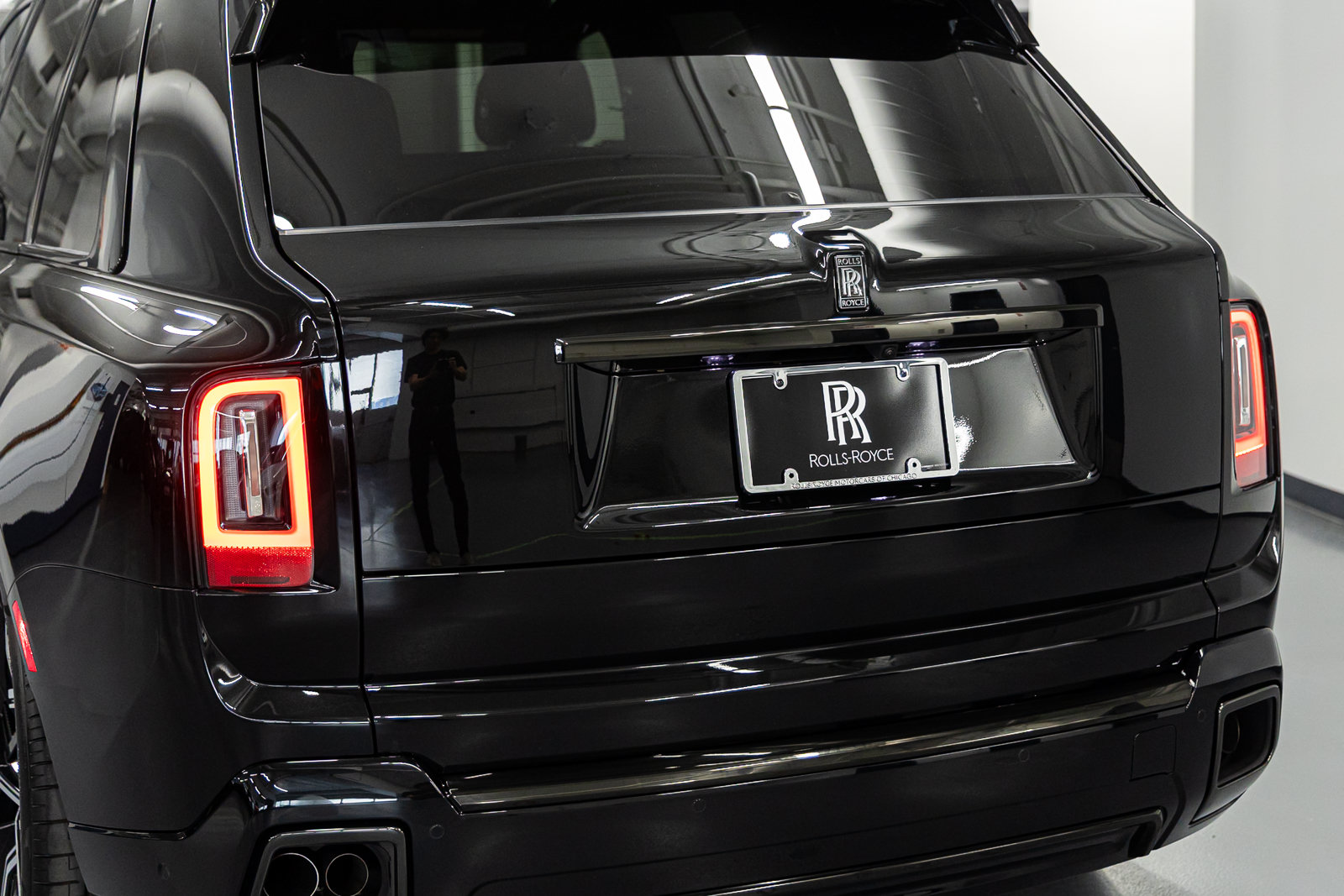 New 2027 Rolls-Royce Cullinan Black Badge AWD/4WD image 19