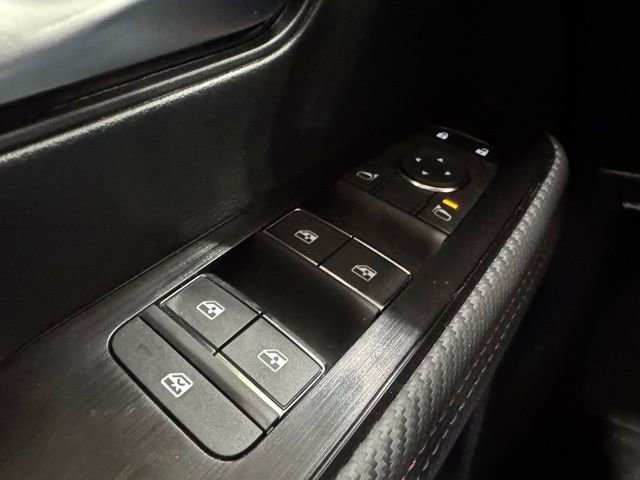 New 2026 Nissan Kicks SR w/ SR Premium Package image 10