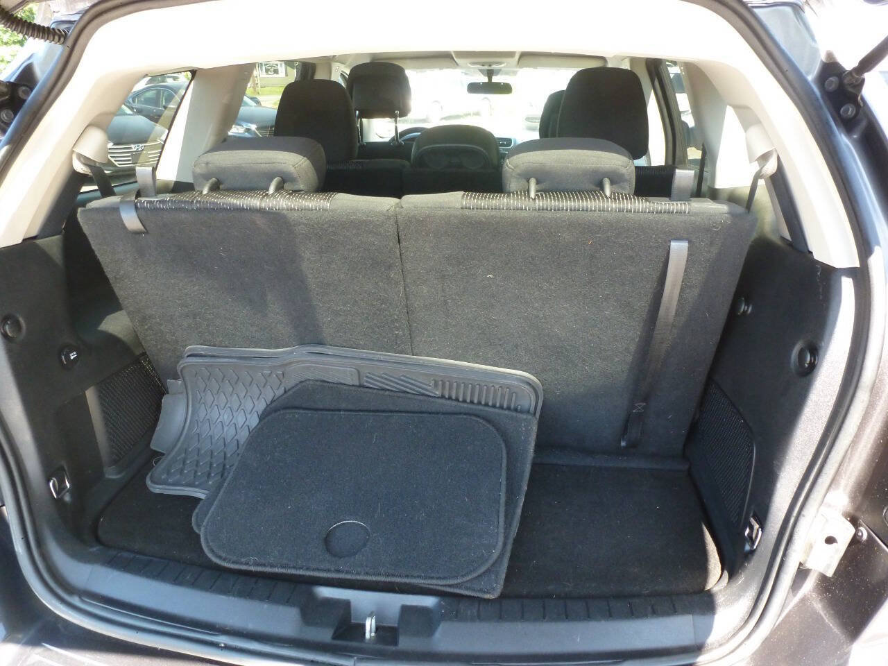 Used 2018 Dodge Journey SE w/ Connectivity Group FWD image 21