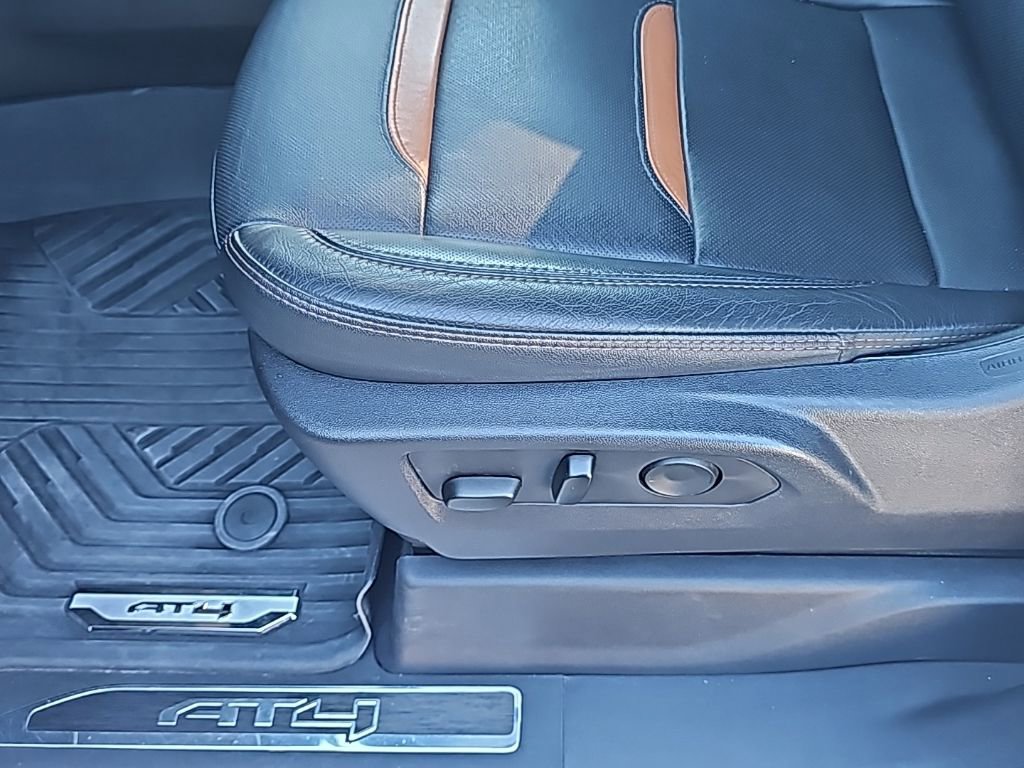 Certified 2024 GMC Sierra 1500 AT4 w/ AT4 Preferred Package image 11
