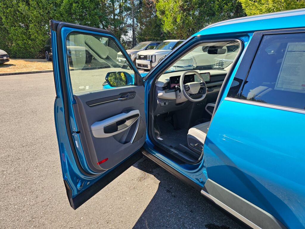 New 2026 Kia EV9 Wind AWD/4WD image 20