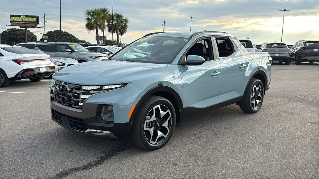 Certified 2022 Hyundai Santa Cruz Limited AWD/4WD image 3