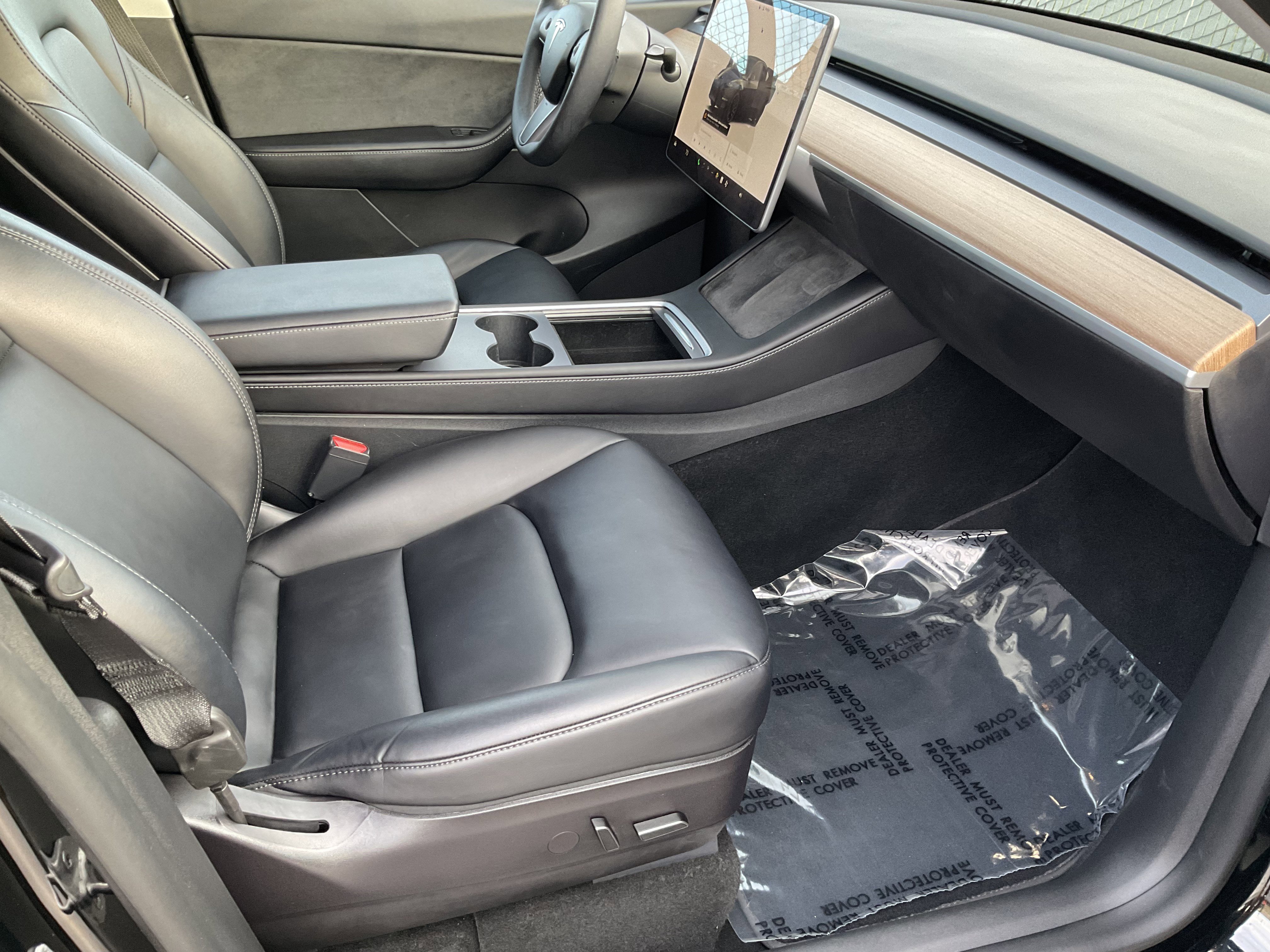 Used 2022 Tesla Model Y Performance image 27