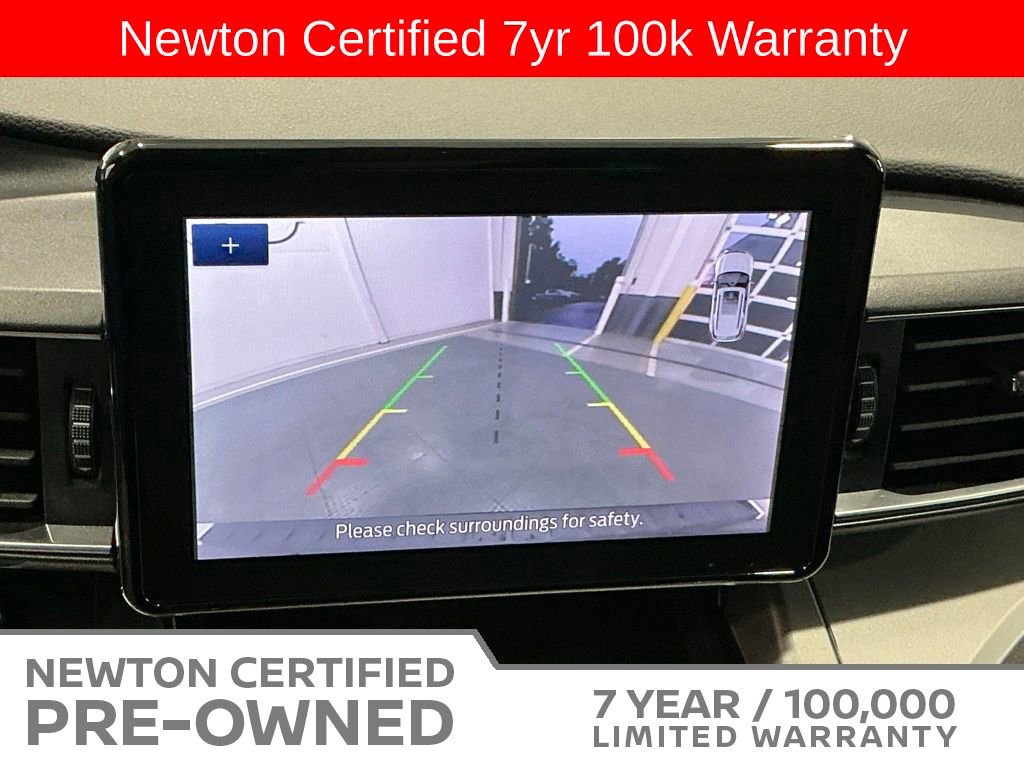 Used 2021 Ford Explorer XLT w/ Equipment Group 202A AWD/4WD image 11