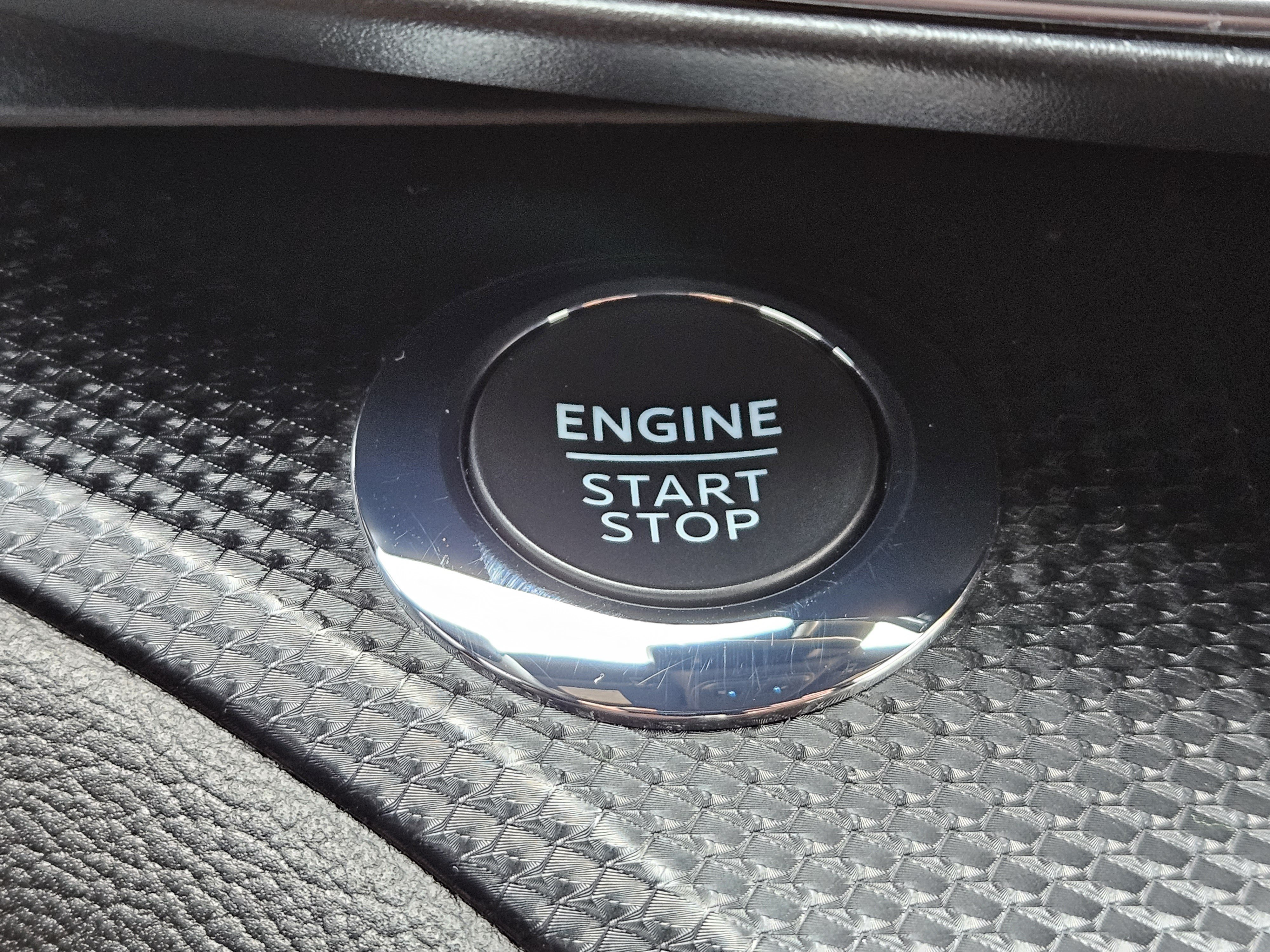 Used 2022 Ford Explorer ST w/ Equipment Group 401A AWD/4WD image 34