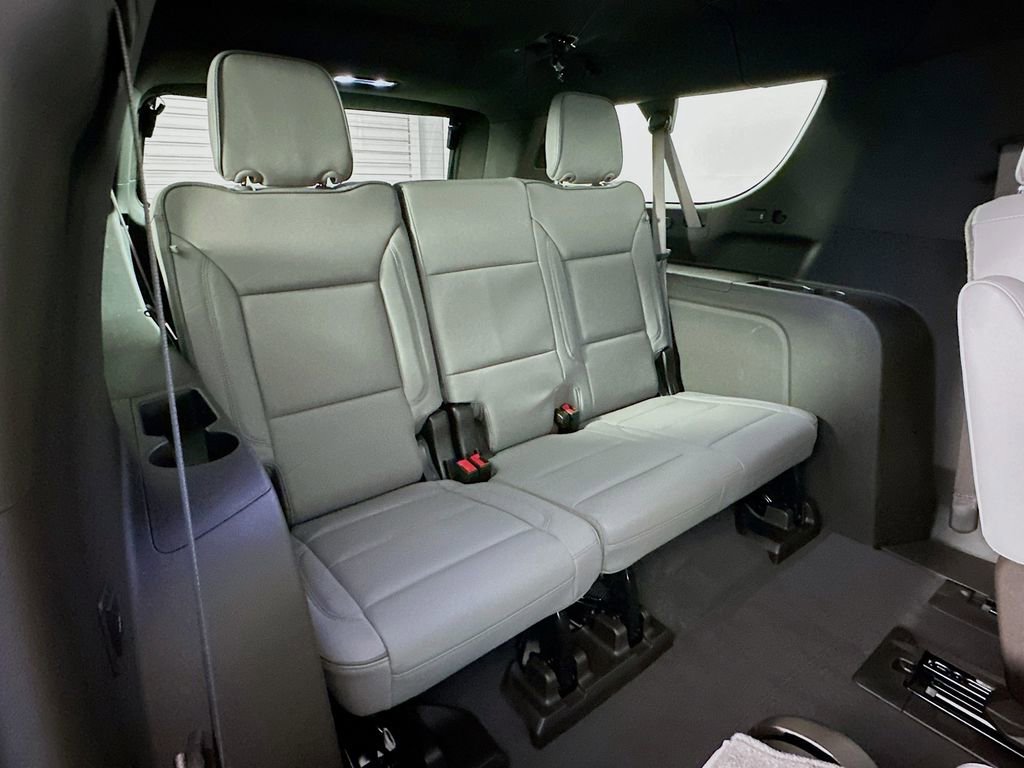 Used 2025 GMC Yukon XL Elevation RWD image 27