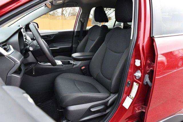 Used 2024 Toyota RAV4 LE image 18