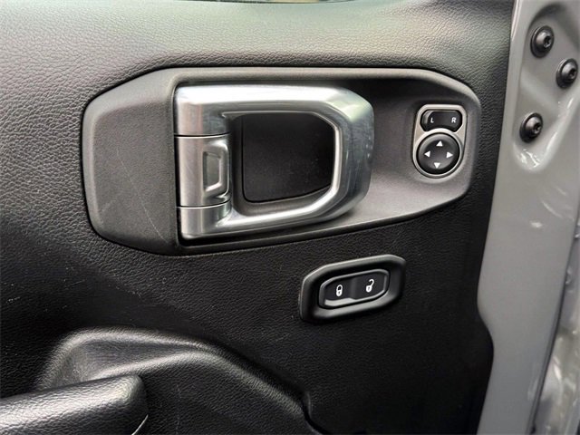 Used 2023 Jeep Gladiator Sport image 30