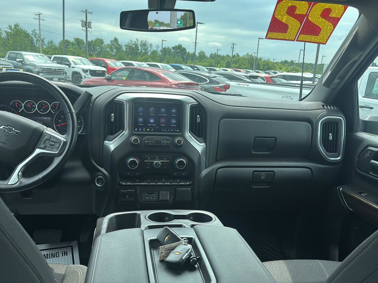 Used 2022 Chevrolet Silverado 2500 LT w/ Midnight Edition AWD/4WD image 10