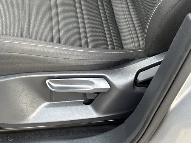 Used 2024 Volkswagen Tiguan S image 17