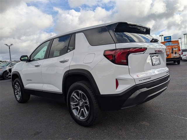 New 2026 GMC Terrain Elevation w/ LPO, Floor Liner Package image 6