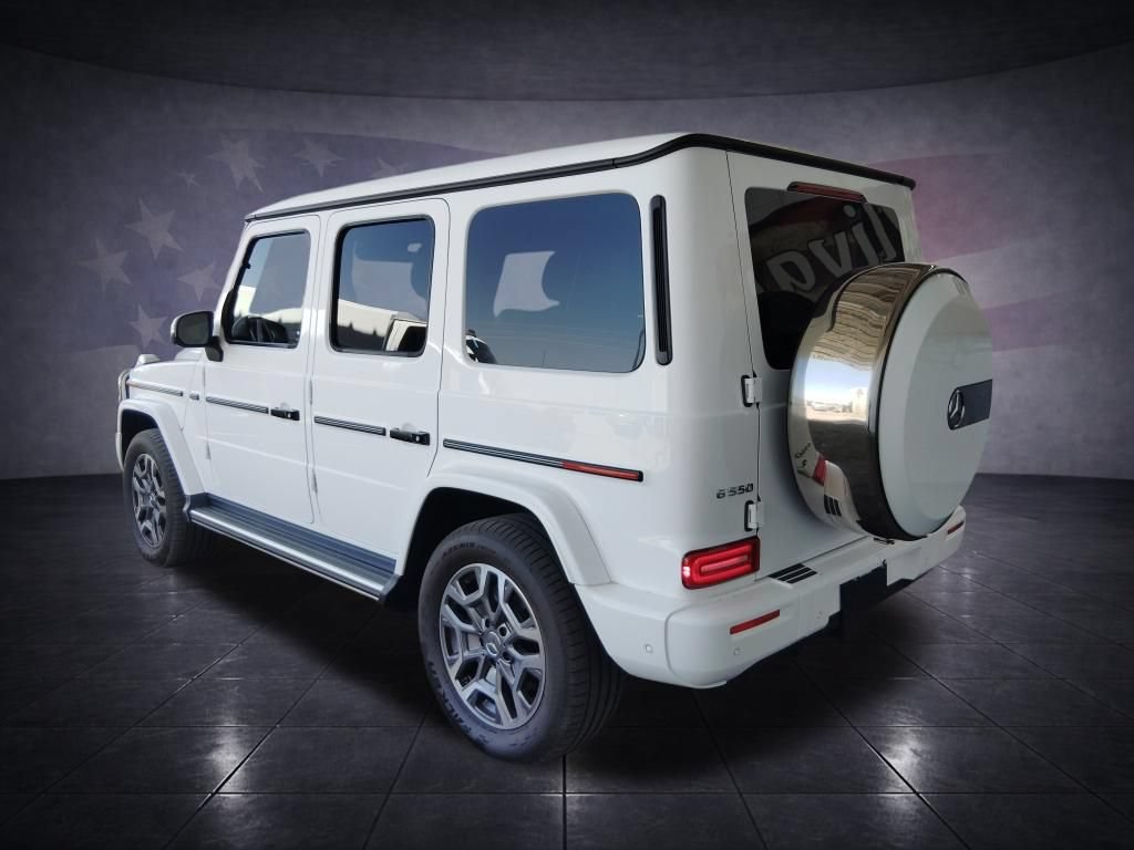 Used 2025 Mercedes-Benz G 550 image 3