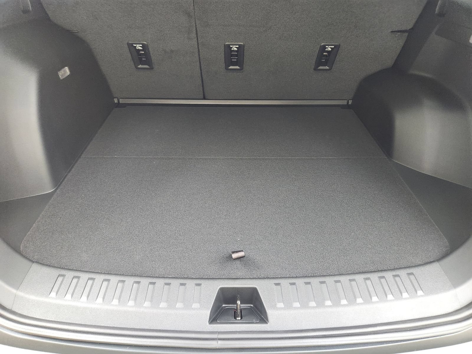 New 2027 Chevrolet Equinox LT w/ Midnight Edition FWD image 26