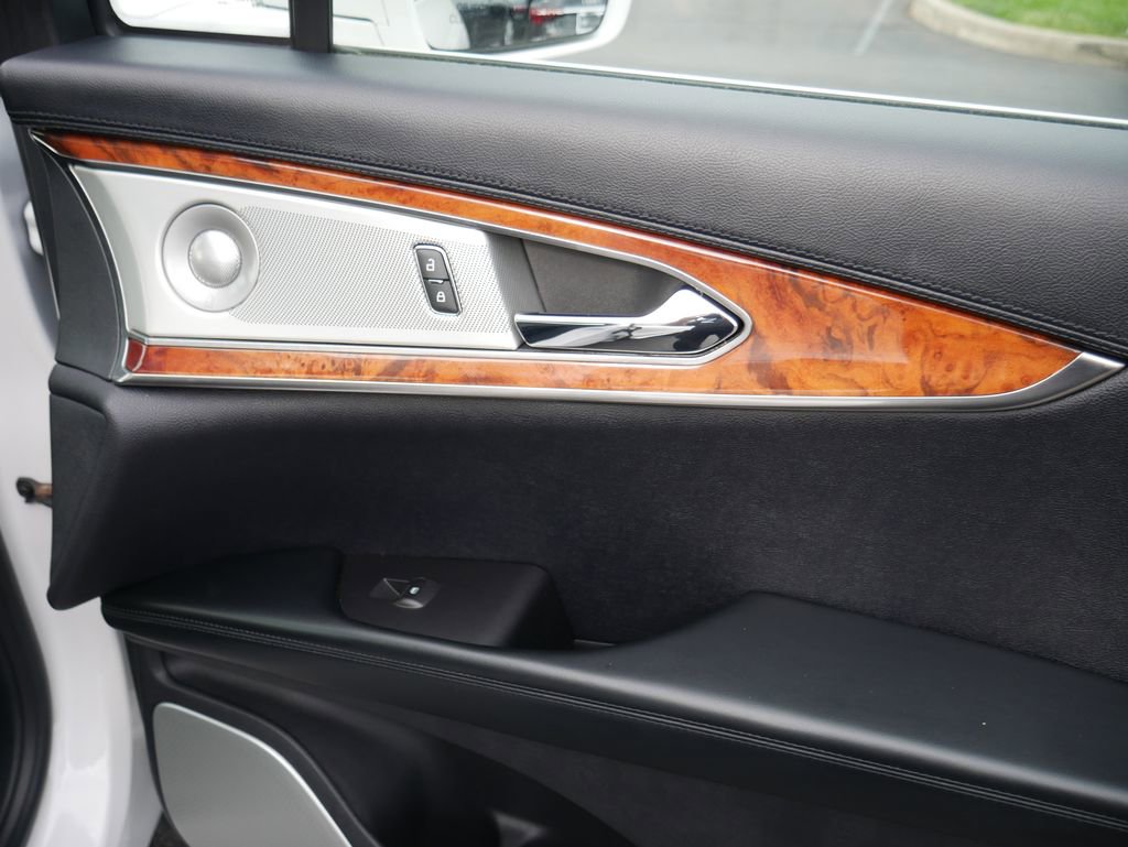Used 2019 Lincoln Nautilus Reserve w/ Ultimate Package AWD/4WD image 26