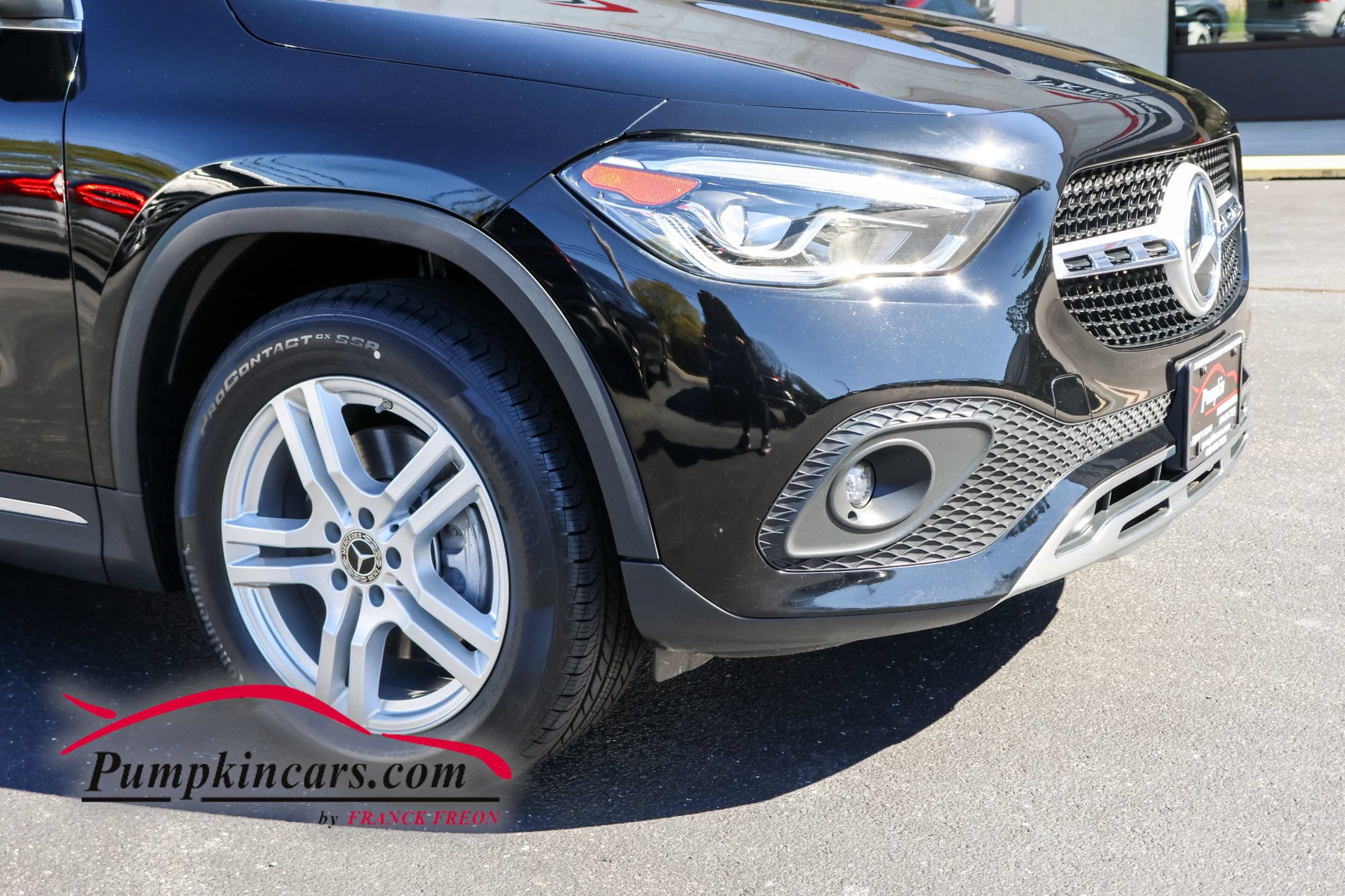 Used 2021 Mercedes-Benz GLA 250 4MATIC w/ Premium Package image 7