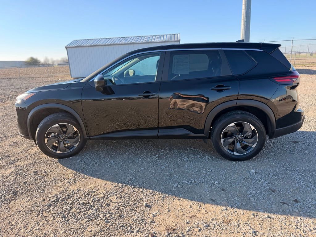 Certified 2025 Nissan Rogue SV image 8