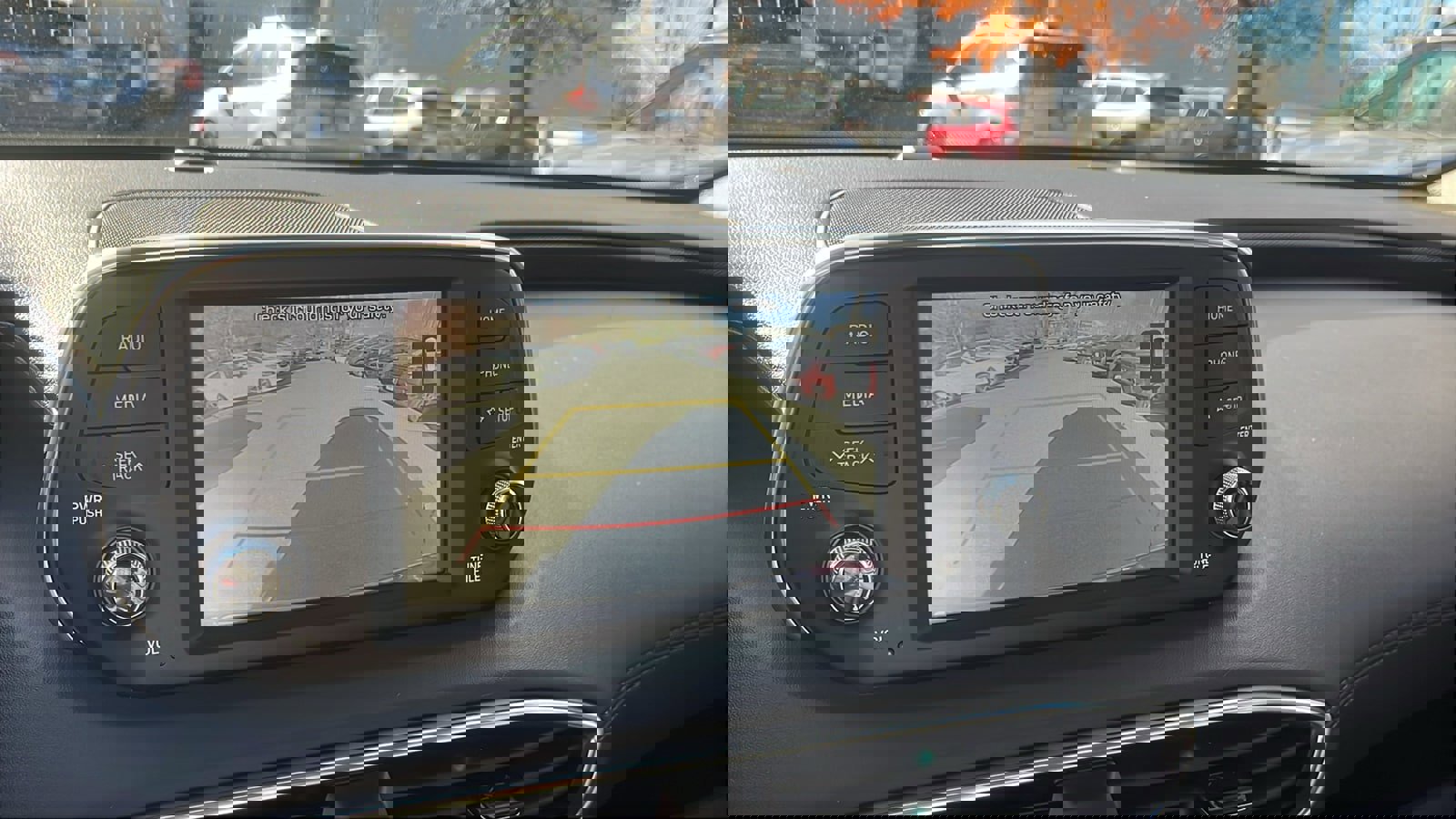 Used 2020 Hyundai Santa Fe SEL image 18