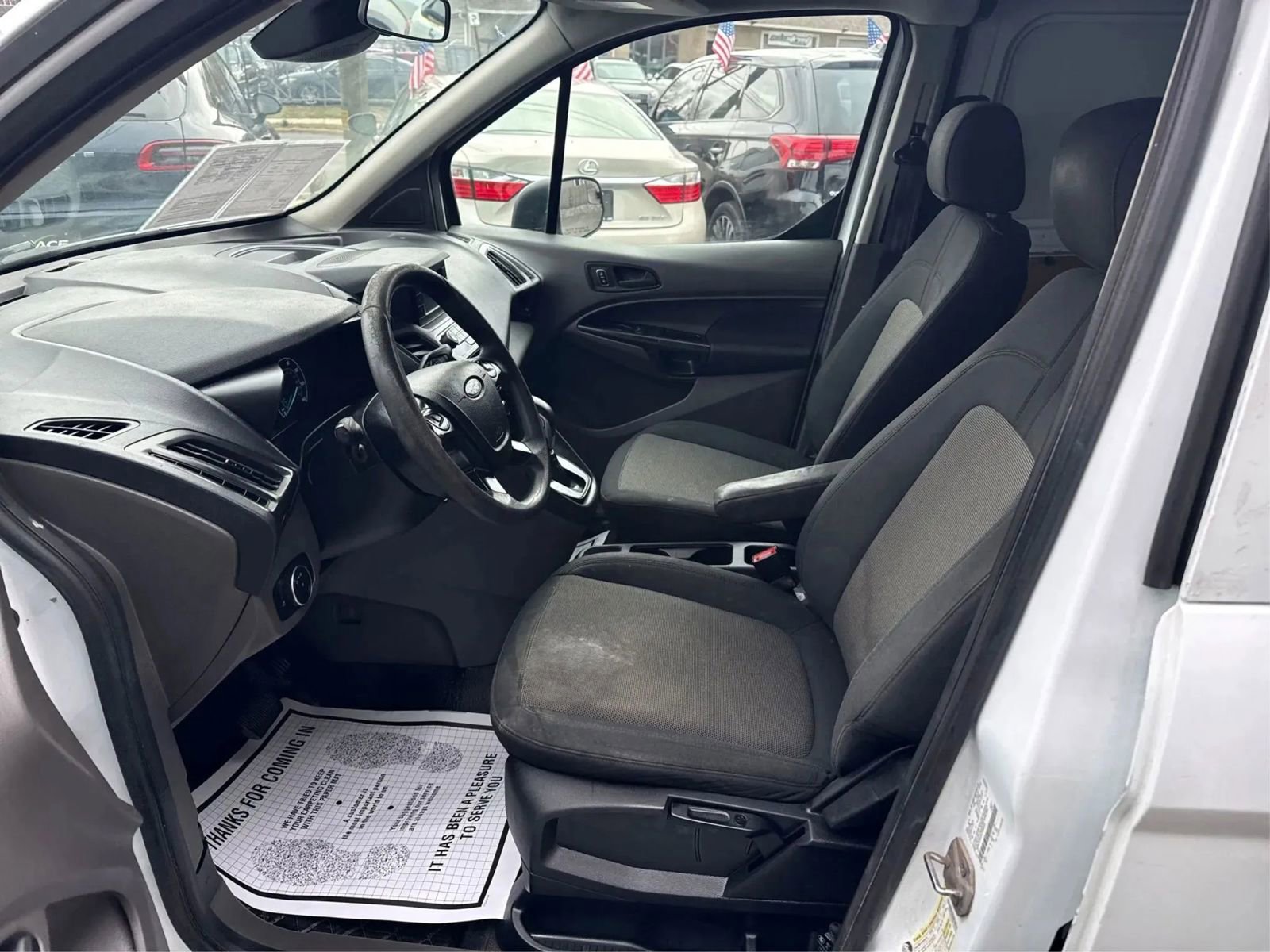 Used 2019 Ford Transit Connect XL image 8