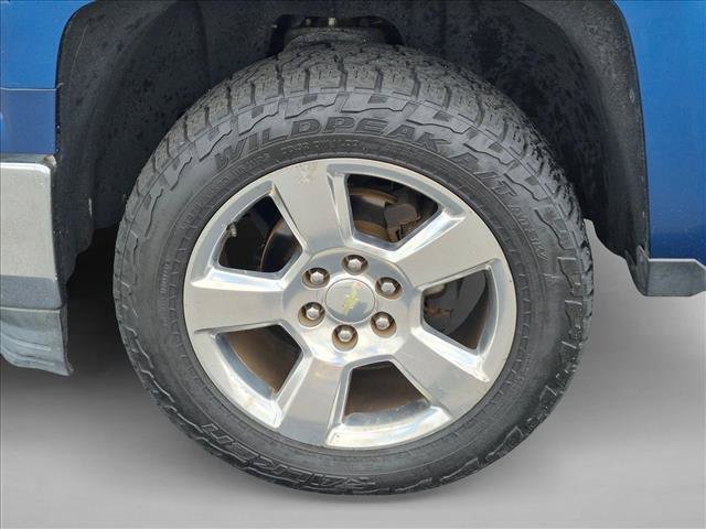 Used 2015 Chevrolet Silverado 1500 LT w/ LT Convenience Package AWD/4WD image 10