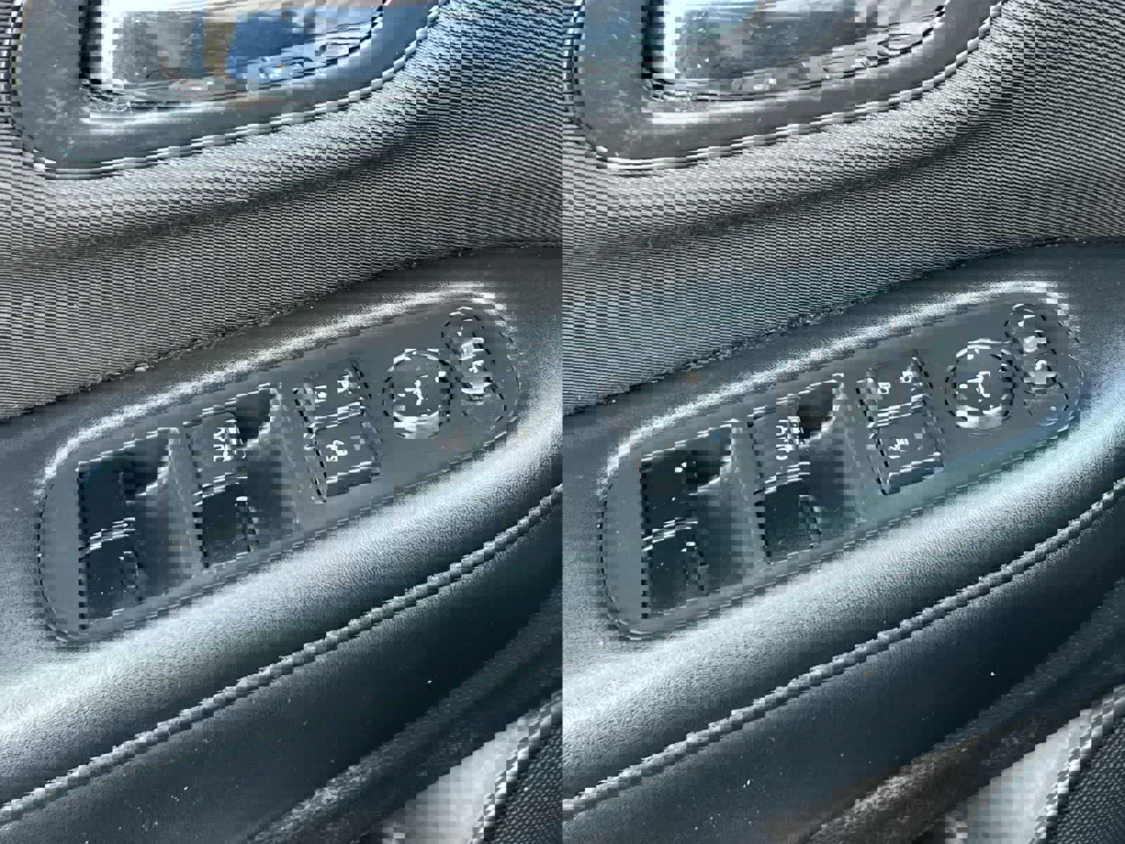 Used 2017 Honda HR-V LX image 14