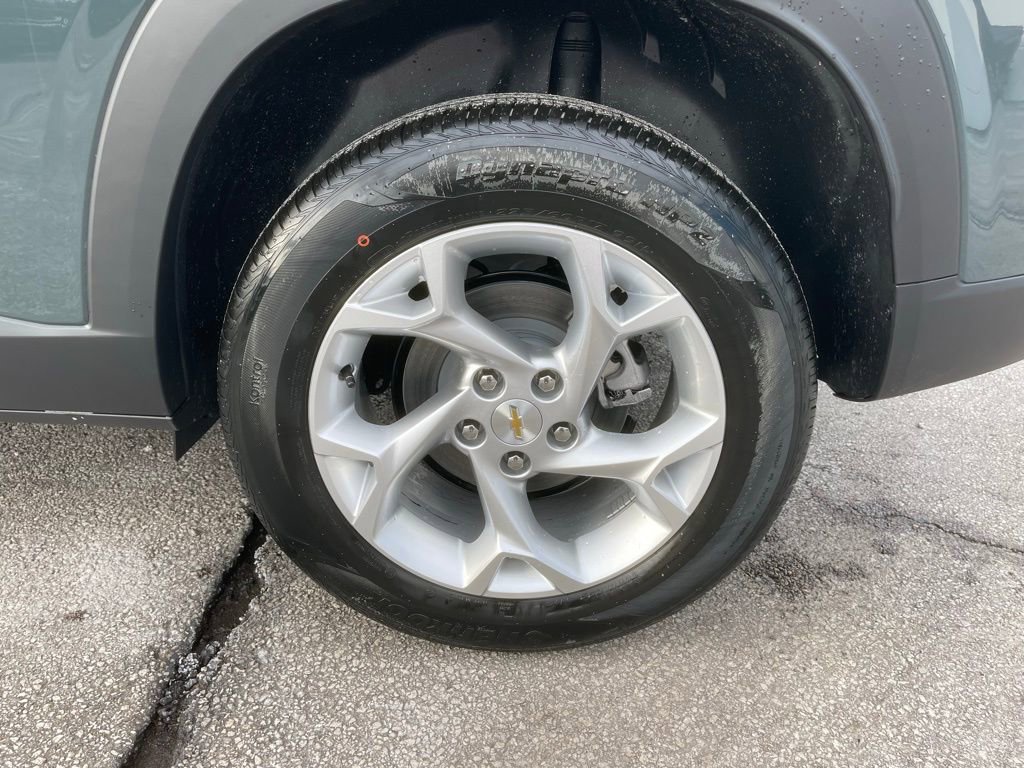 New 2026 Chevrolet Trax LS w/ LS Convenience Package image 28