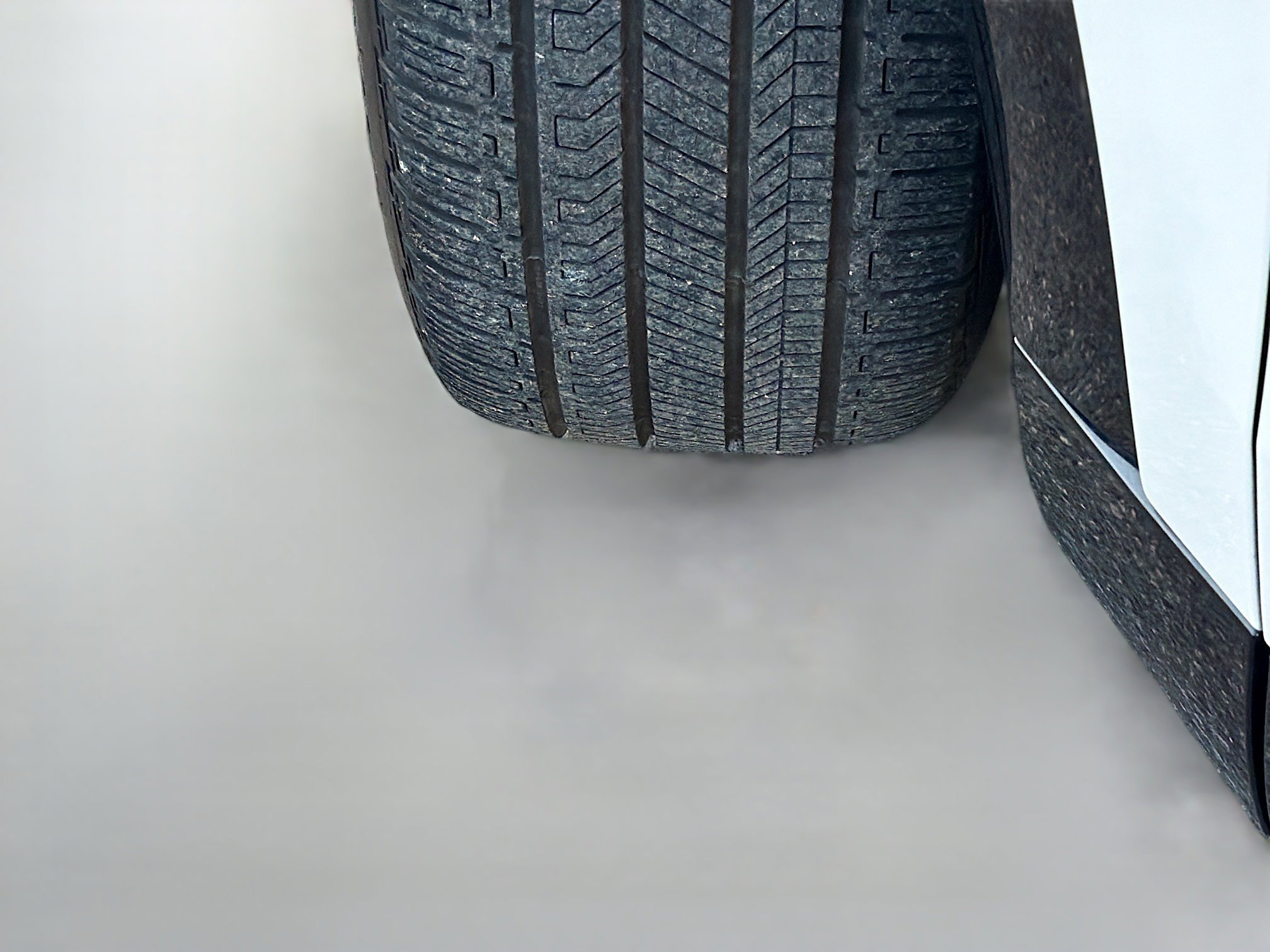 Used 2025 Cadillac Optiq Sport 1 w/ LPO, Floor Liner Package image 42