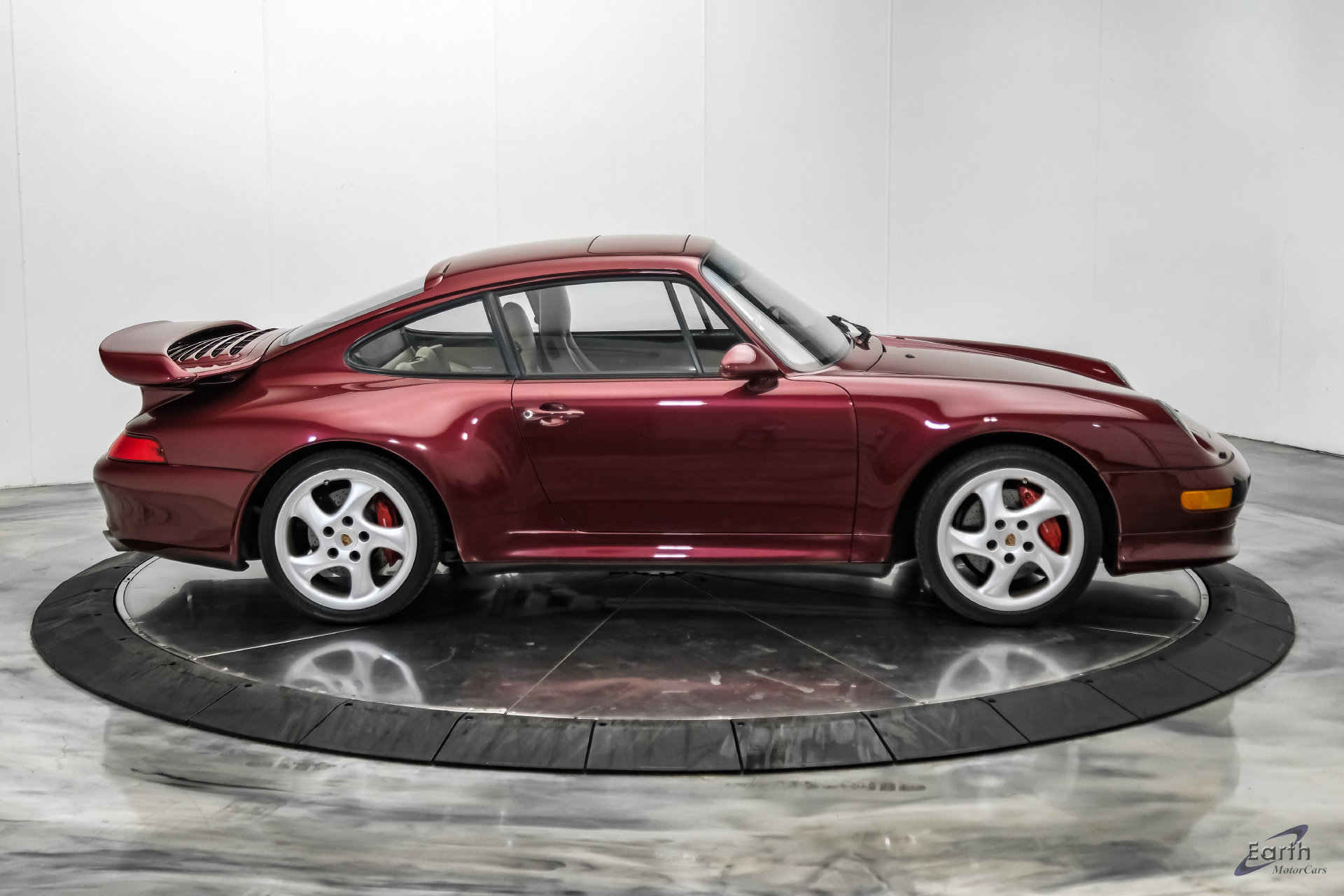 Used 1997 Porsche 911 Carrera 4S AWD/4WD image 24