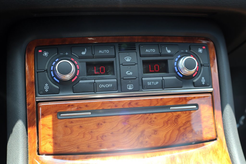 Used 2005 Audi A8 4.2 AWD/4WD image 32