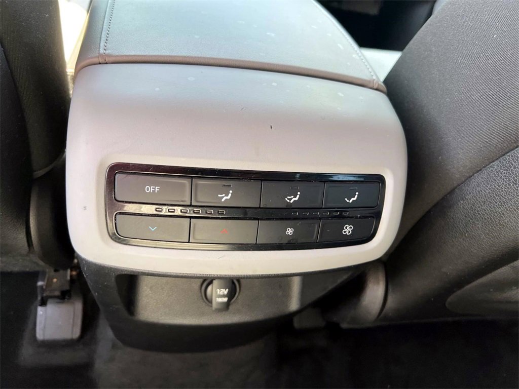 Certified 2022 Hyundai Palisade SE image 9