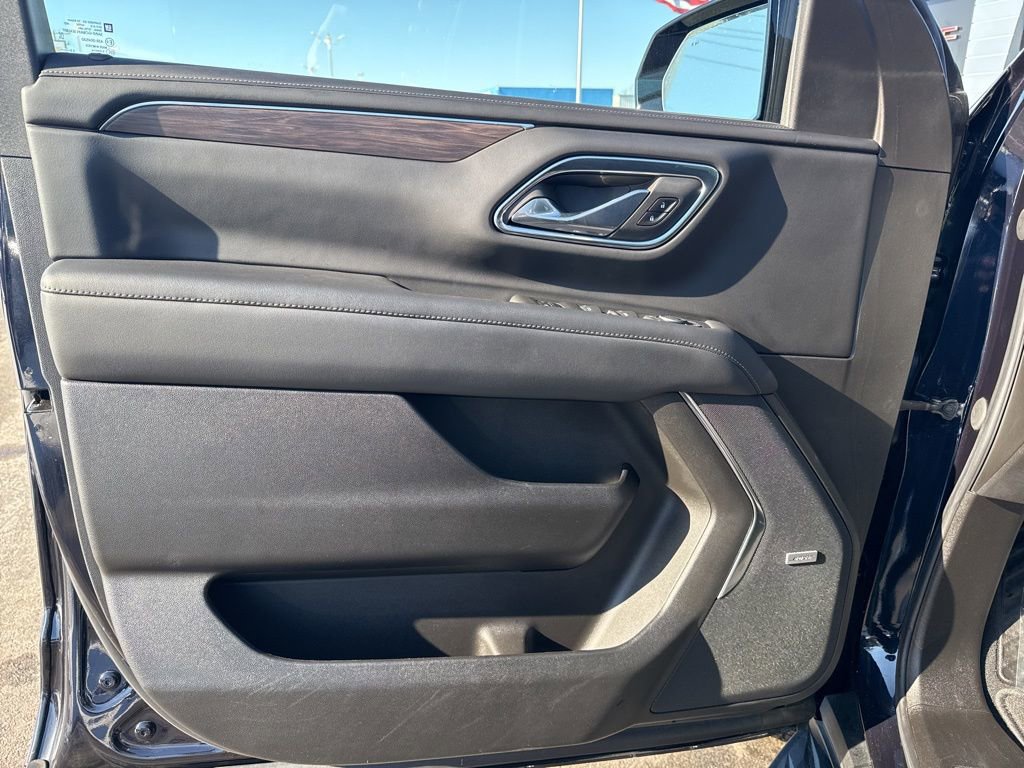Used 2023 Chevrolet Tahoe LT w/ LT Signature Plus Package image 27