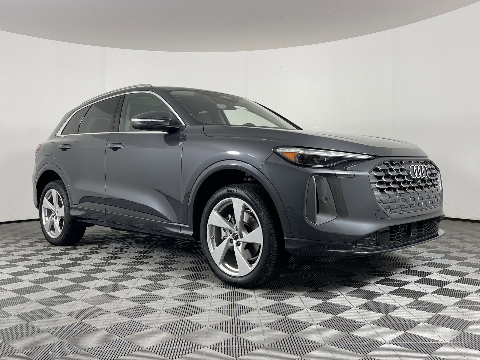 New 2025 Audi Q5 Premium Plus image 19