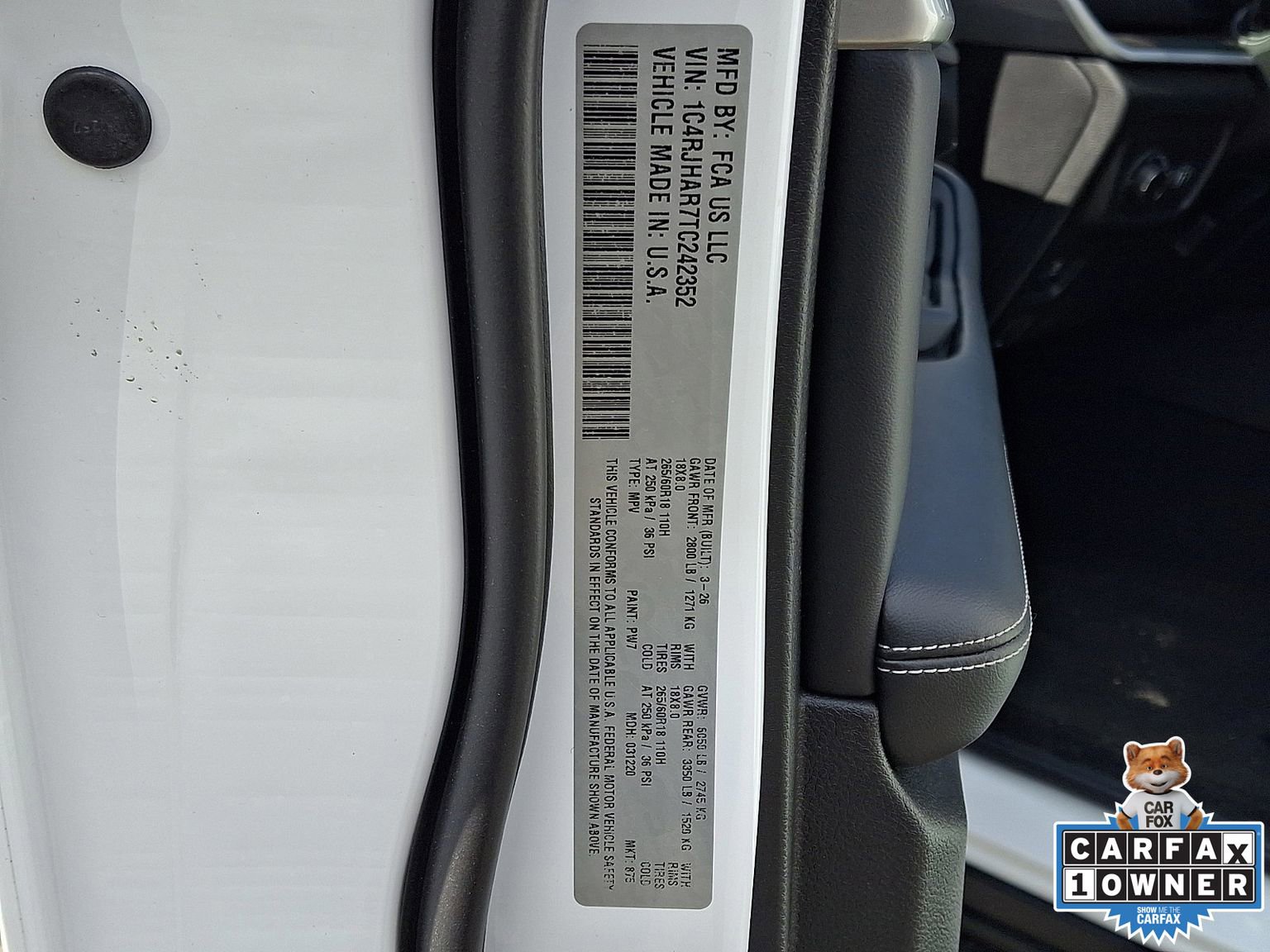 New 2026 Jeep Grand Cherokee Altitude image 12