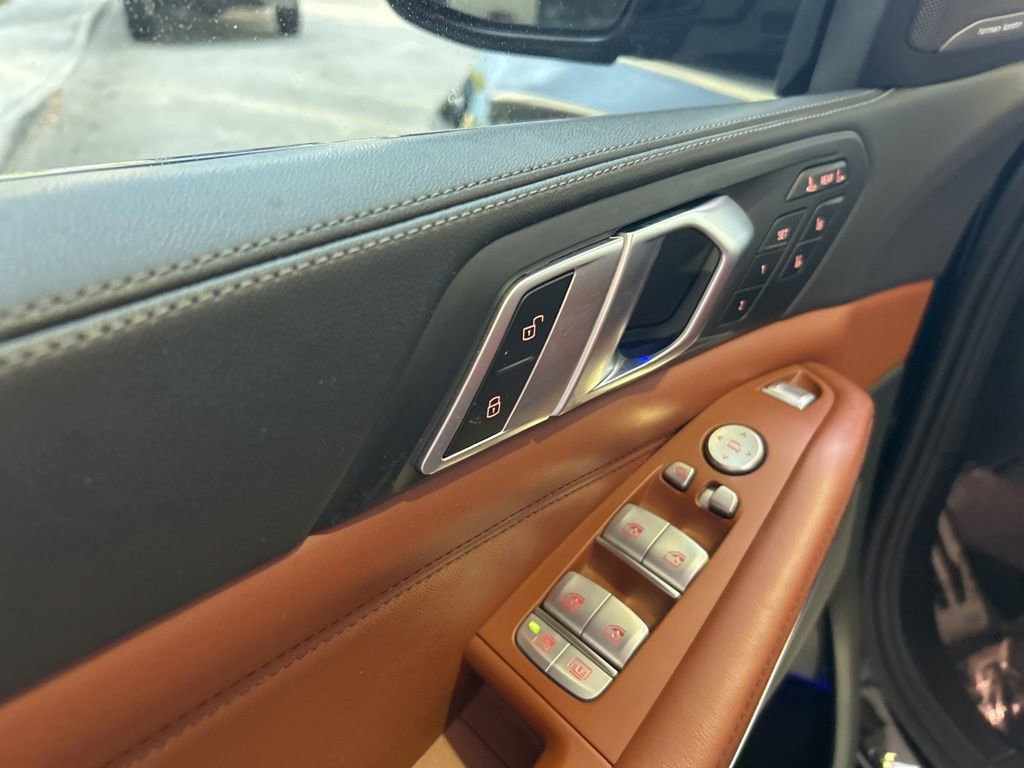 Used 2023 BMW X7 M60i w/ Executive Package image 52