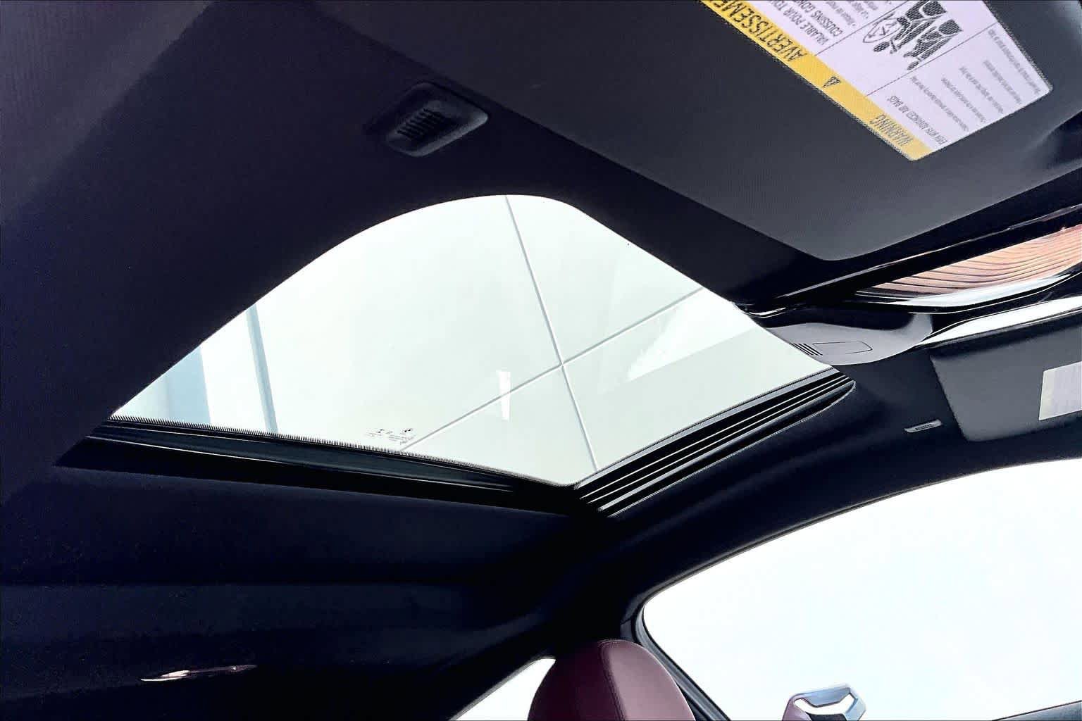 Certified 2024 BMW 430i Coupe w/ M Sport Package RWD image 13