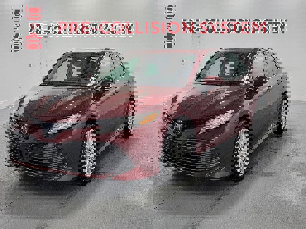 Used 2020 Toyota Camry XLE image 4