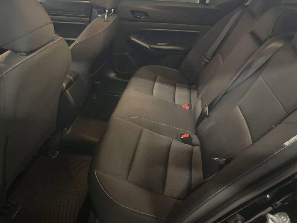 Used 2024 Nissan Altima 2.5 SV image 27