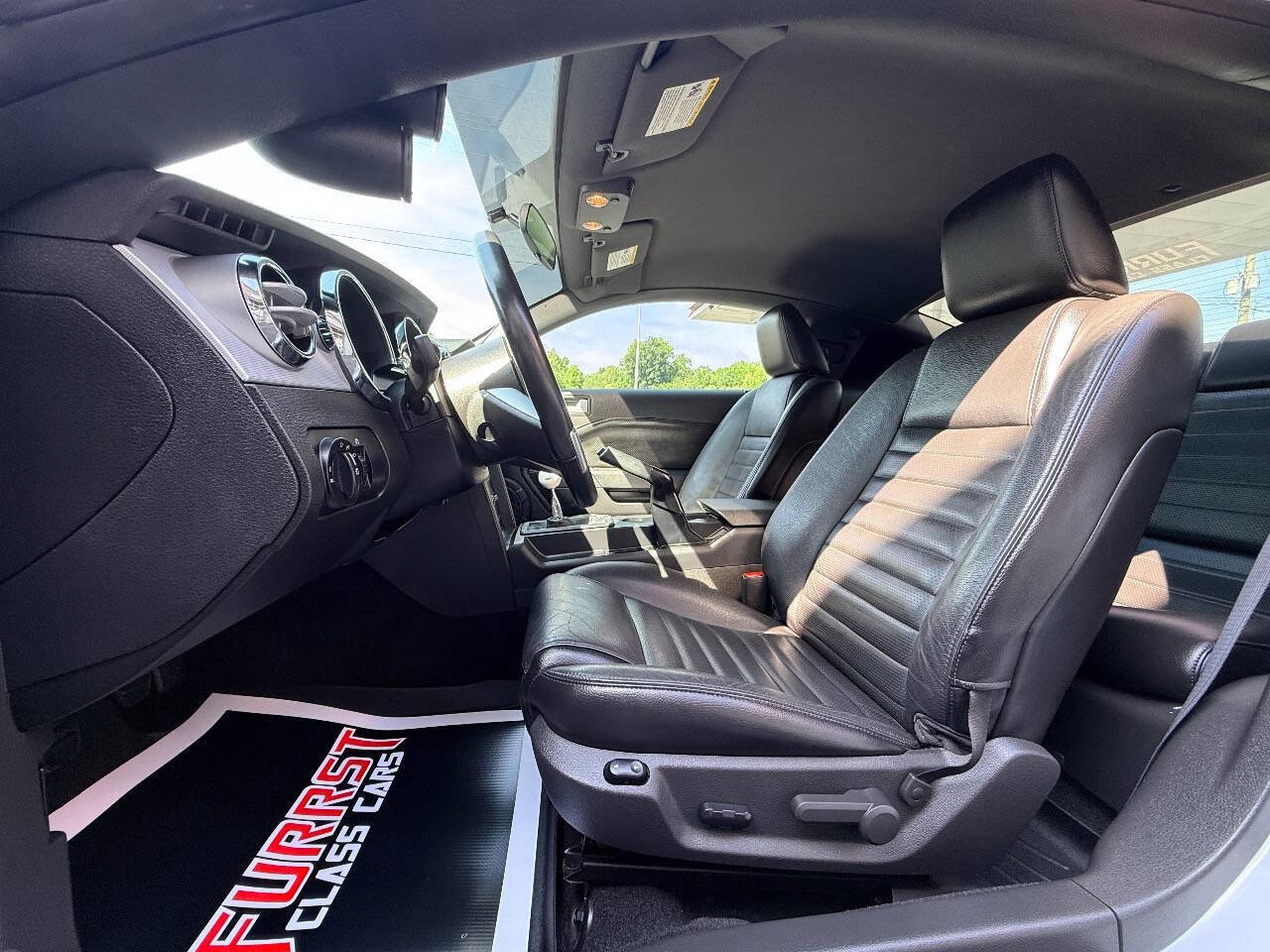 Used 2007 Ford Mustang GT Premium RWD image 19