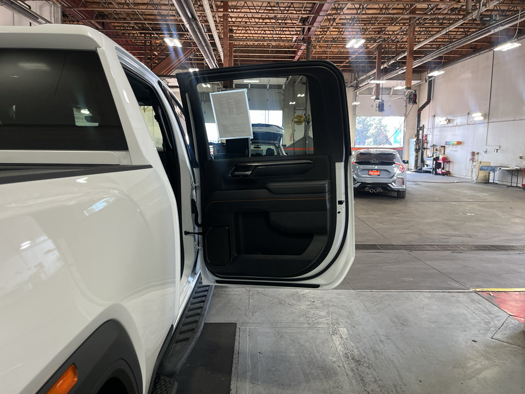 Used 2026 GMC Sierra 3500 AT4 w/ AT4 Premium Plus Package AWD/4WD image 25
