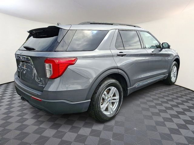 Certified 2022 Ford Explorer XLT w/ Class IV Trailer Tow Package image 8