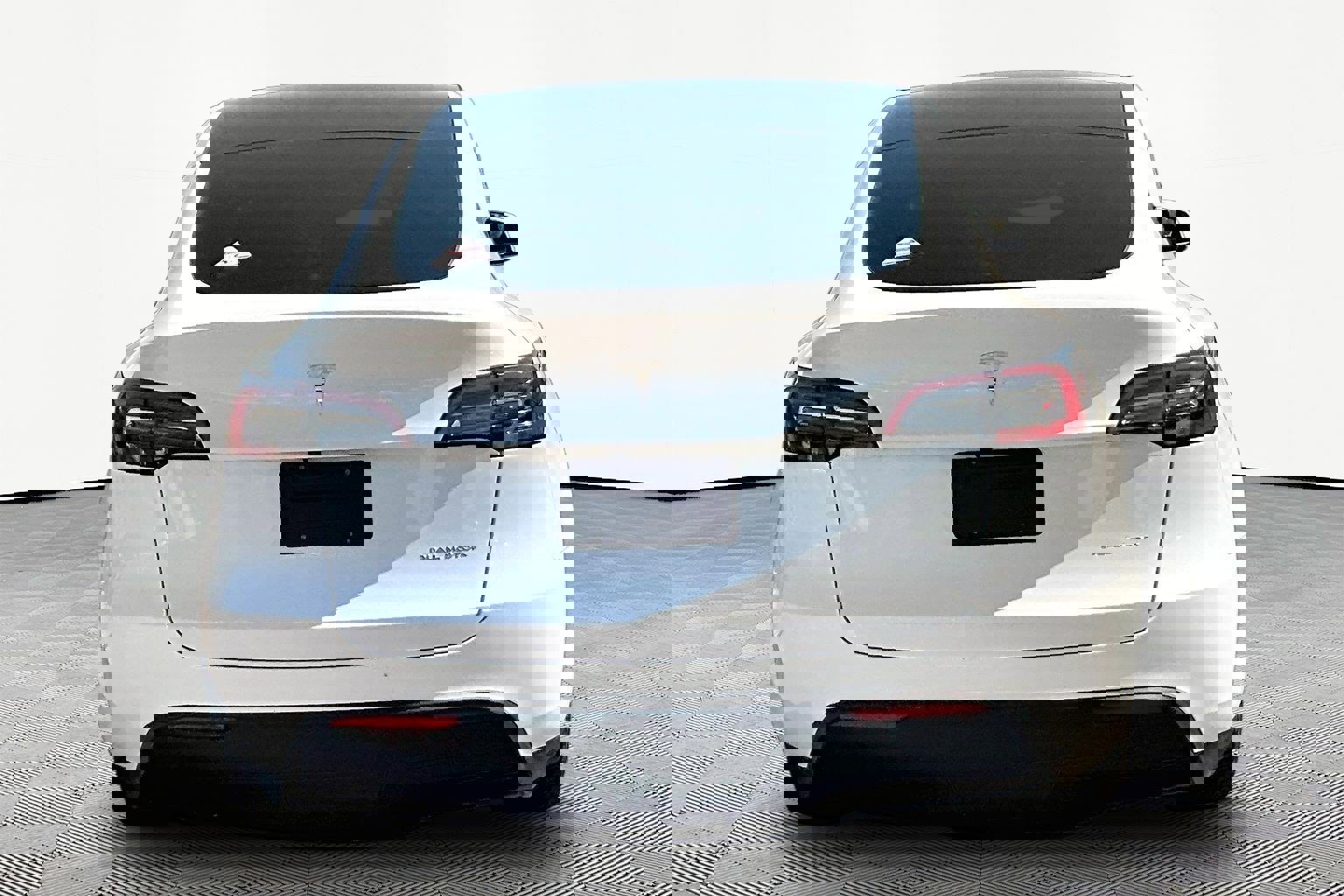 Used 2023 Tesla Model Y Long Range image 5