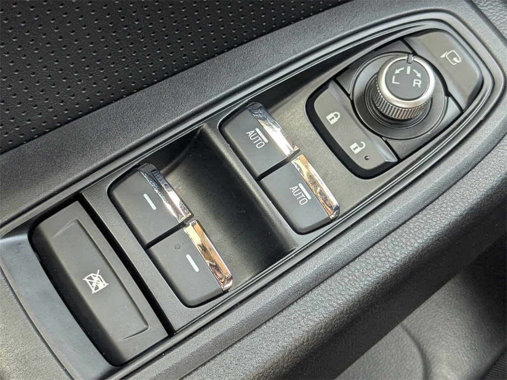 Certified 2025 Subaru Ascent Bronze Edition w/ Onyx Package image 25