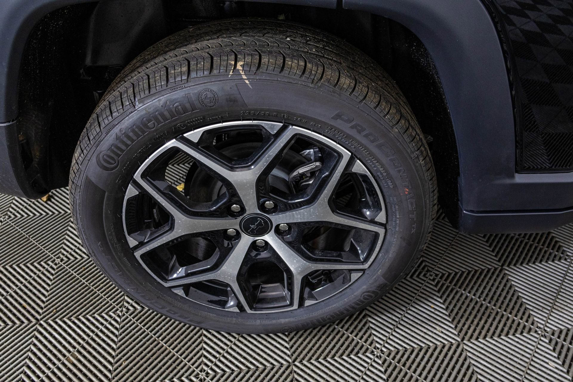 New 2026 Jeep Compass Limited image 40