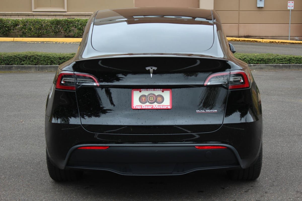 Used 2021 Tesla Model Y Performance AWD/4WD image 4