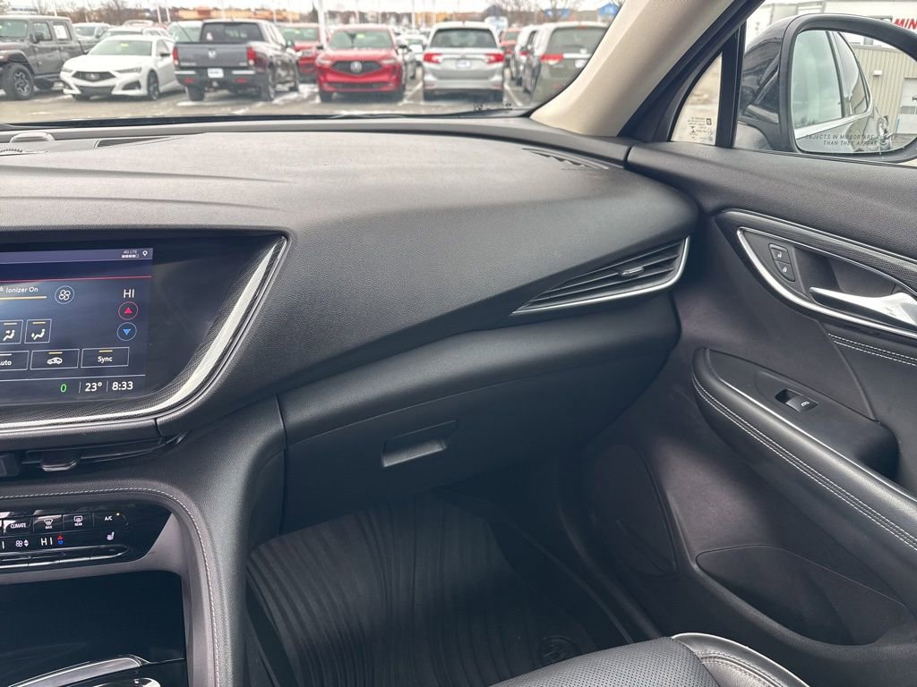 Used 2021 Buick Envision Essence image 26