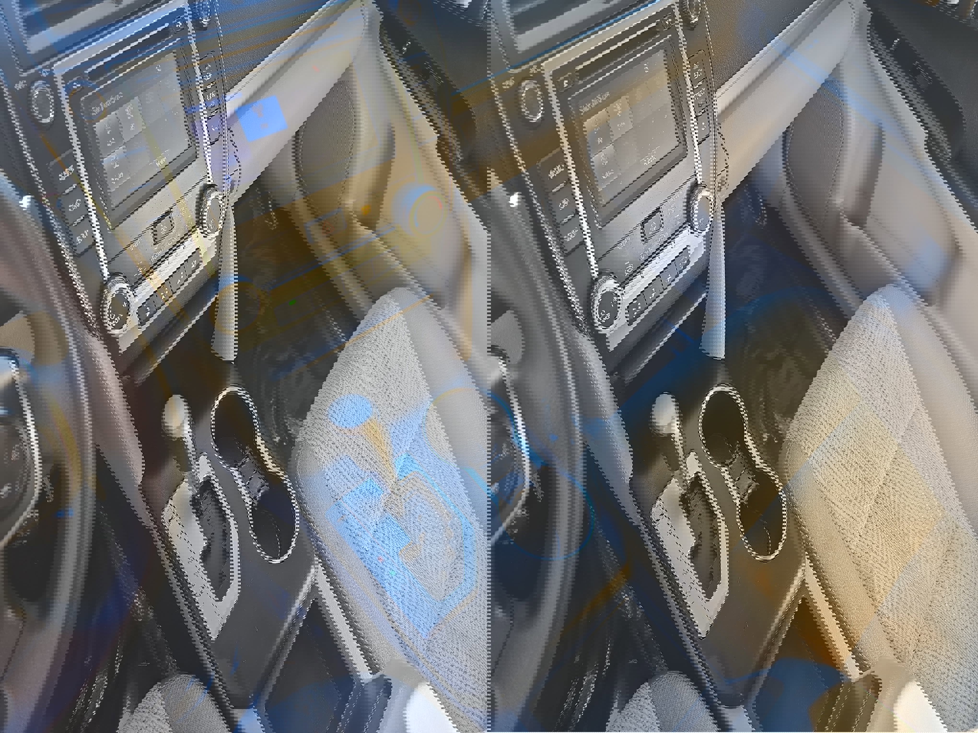 Used 2014 Toyota Camry L image 23