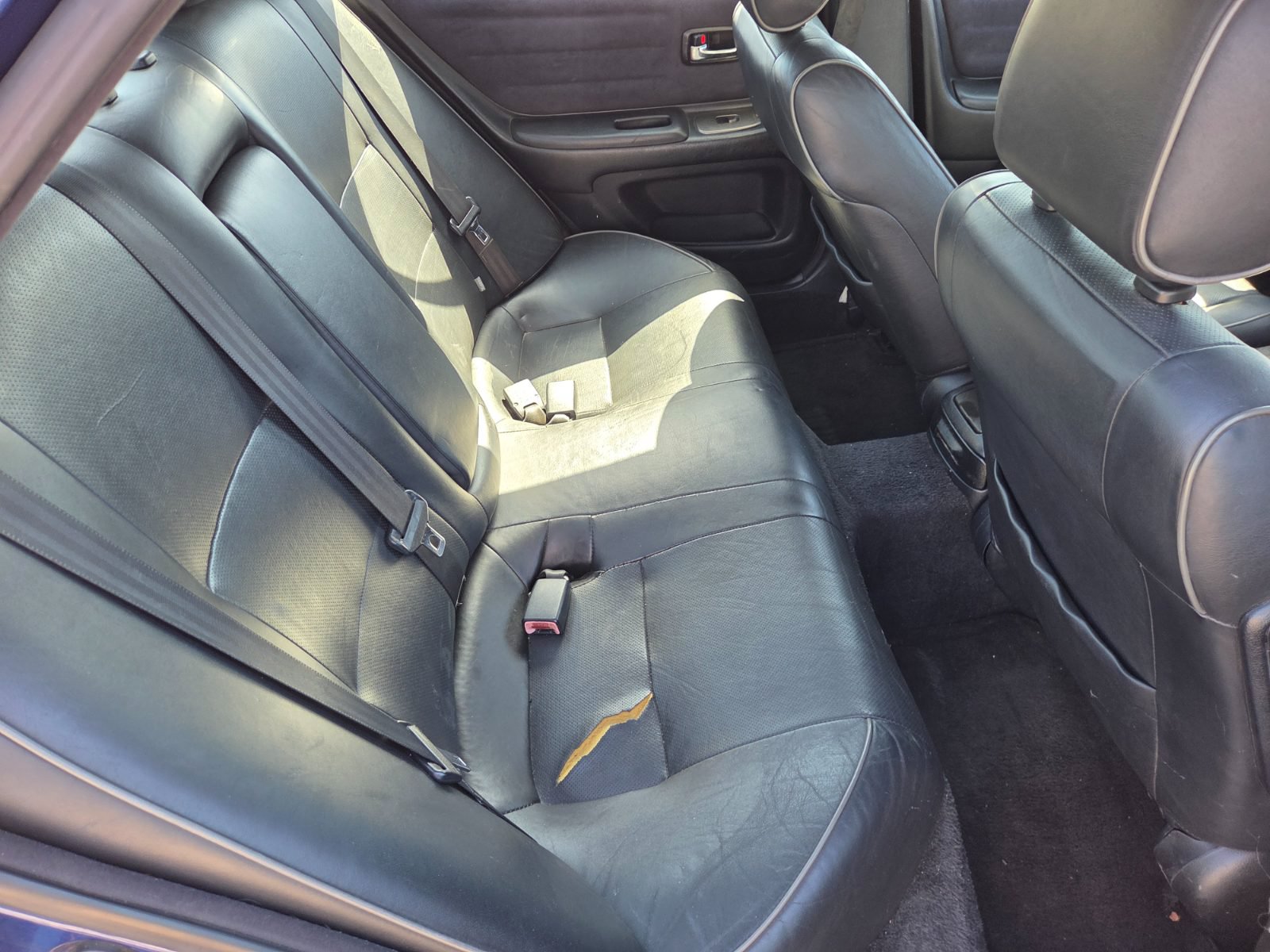 Used 2003 Lexus IS 300 RWD image 10