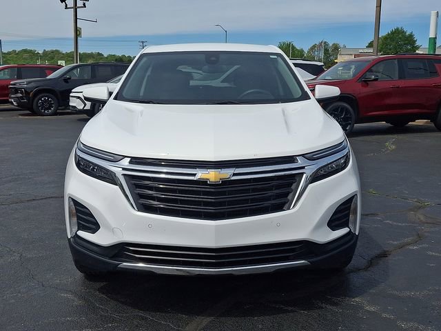 Used 2024 Chevrolet Equinox LT w/ LPO, Floor Liner Package FWD image 2