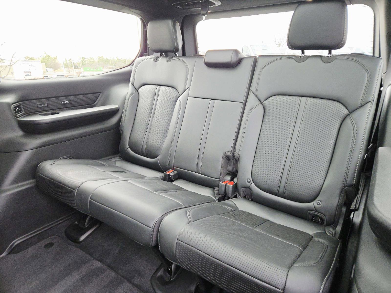 New 2026 Jeep Grand Wagoneer Limited w/ Premium Group II image 14