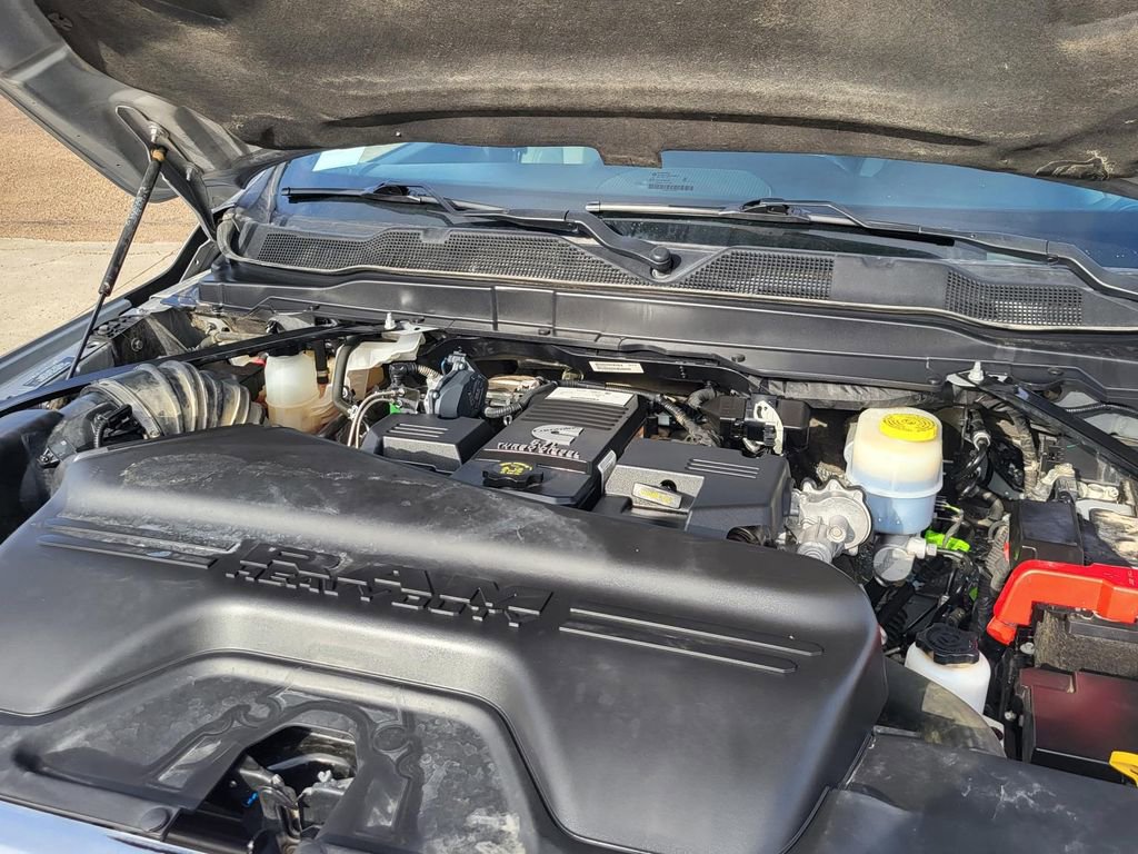 Used 2024 RAM 2500 Big Horn AWD/4WD image 33